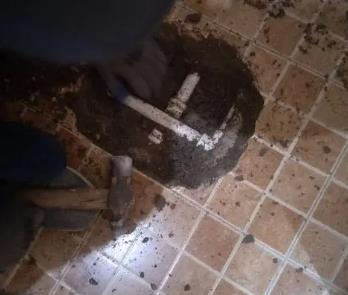 社旗卫生间漏水维修公司为您分享下卫生间渗水如何处理及注意事项